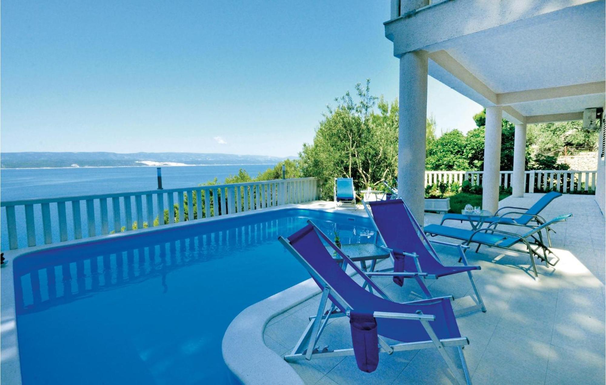 2 Bedroom Nice Apartment In Mimice Exterior foto